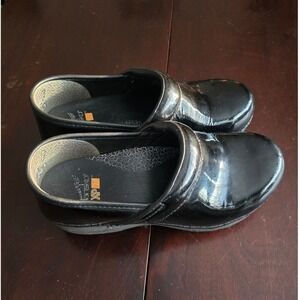 Dansko XP 2.0‎ Black Patent Leather Professional Clogs Nursing Shoes Size 37